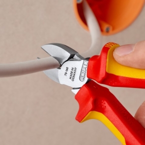 KNIPEX Seitenschneider mit Befestigungsse