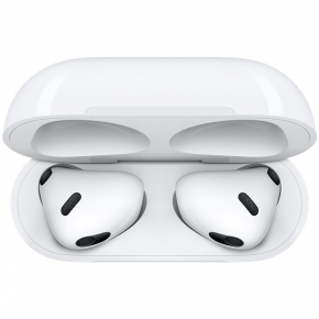 Apple AirPods + Lightning Charging Case 3rd Generation