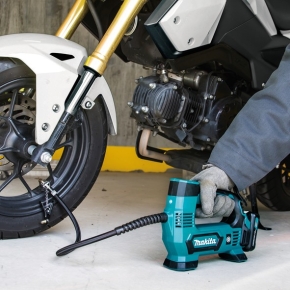 Makita MP100DZ Akku-Kompressor