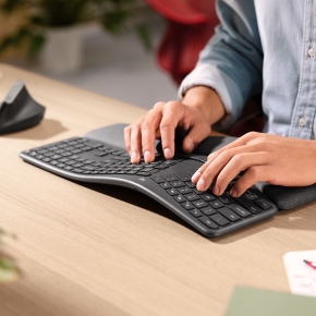NL Logitech K860 Wireless Keyboard Ergo US Layout