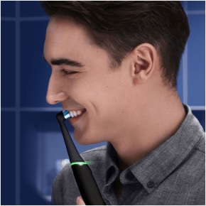 Oral-B iO Series 6s Black Lava