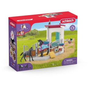 Schleich Horse Club 42611 Pferdebox mit Stute und Fohlen