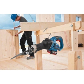 Bosch GSA 18V-28 Akku-Säbelsäge