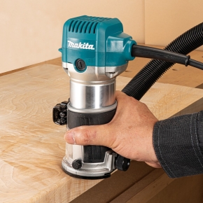 Makita RT0702CX2J Multifunktionsfräse