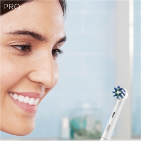 Oral-B PRO 700 FlossAction