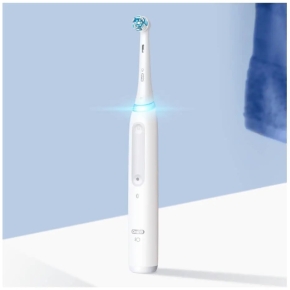 Oral-B iO Series 4 *Quite White* mit Reiseetui